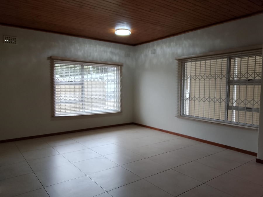 3 Bedroom Property for Sale in Fairfield Estate Western Cape